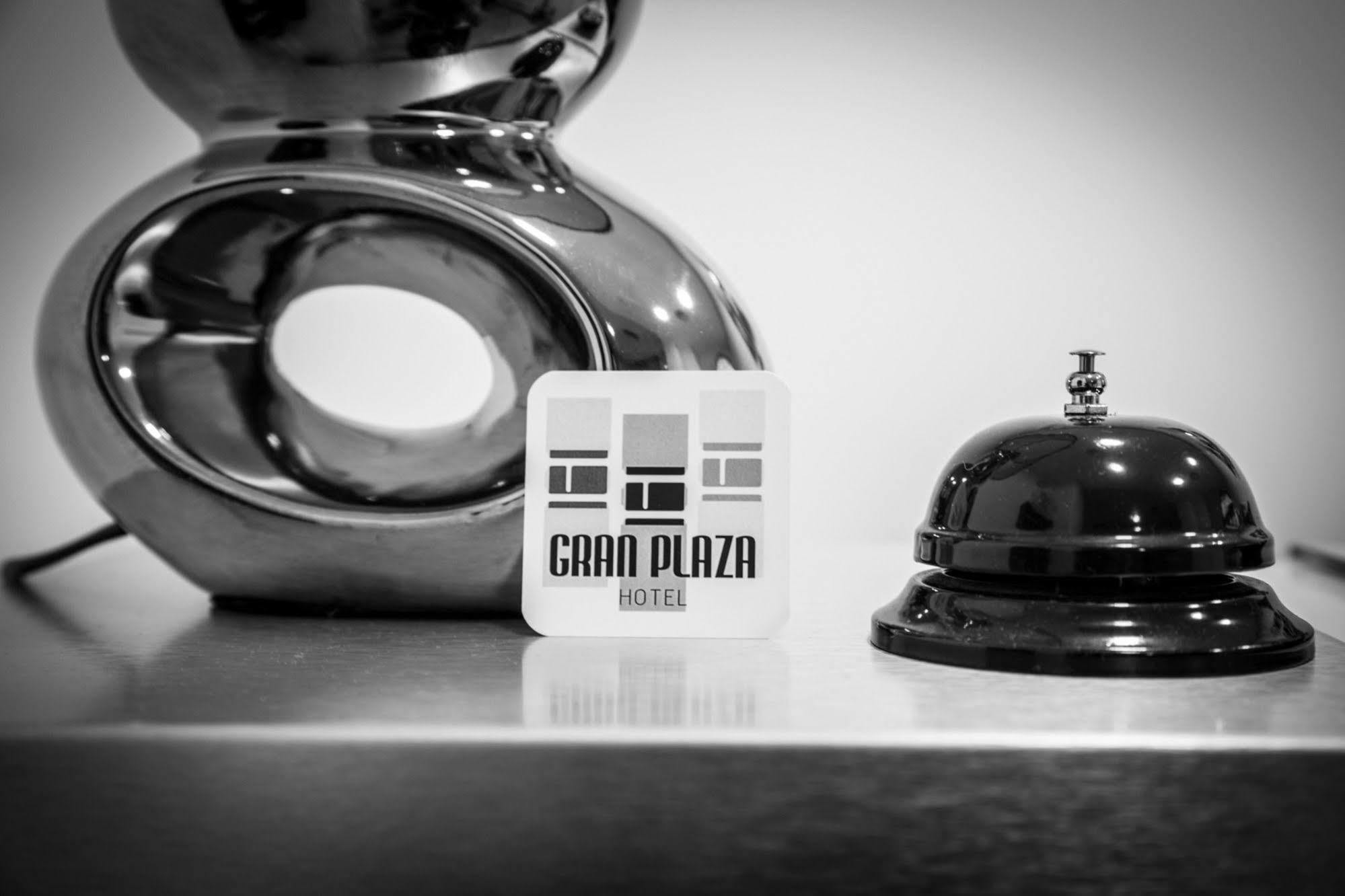 קורדובה Hotel Gran Plaza מראה חיצוני תמונה